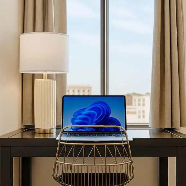 Modern Condo DWNTN Hartord XL Center GYM, hotel in Hartford