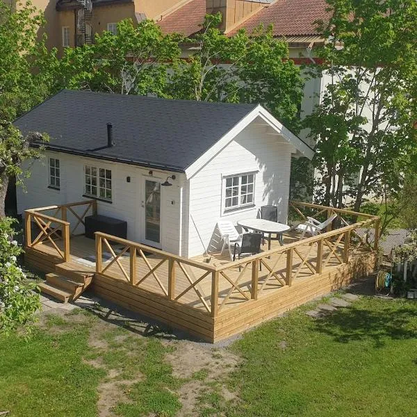 Newly built house at central location in Strängnäs, Hotel in Strängnäs