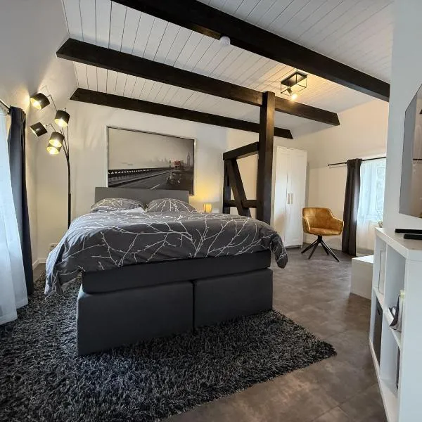Fachwerkhaus mit 2 getrennten Schlafzimmern, Wohnzimmer und Küche, ξενοδοχείο σε Bückeburg