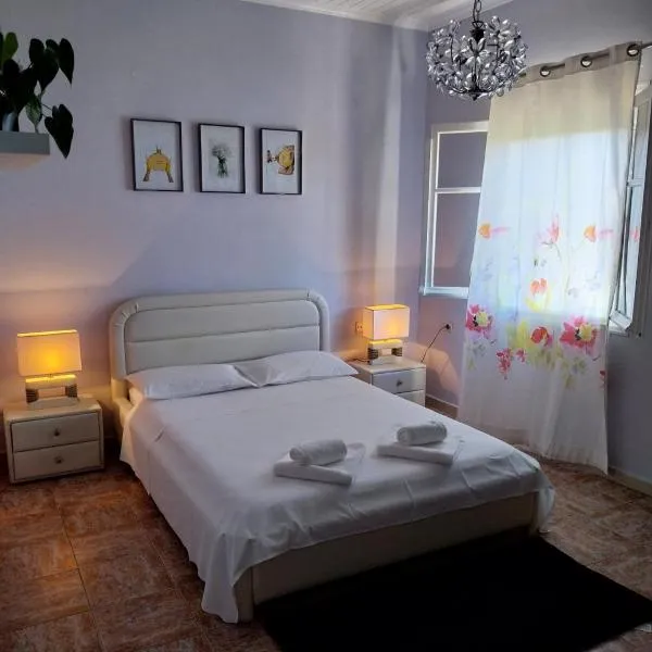 Folini House, hotel in Magaziá