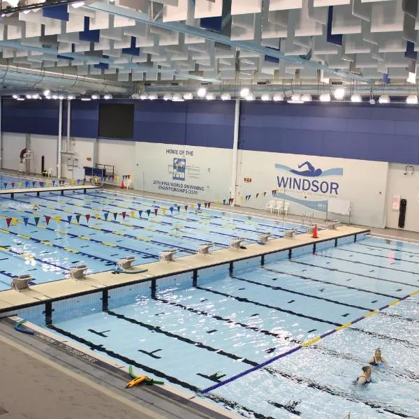 Holiday Inn Express Windsor Waterfront by IHG, hotel en Windsor