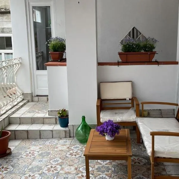 Goti Rooms B&B – hotel w mieście SantʼAgata deʼ Goti