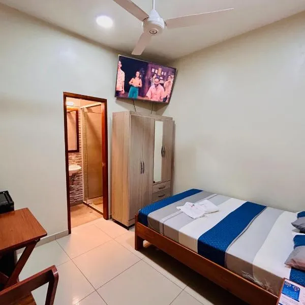Habitación Céntrica en Iquitos - Casa Alemi 2, Hotel in Iquitos