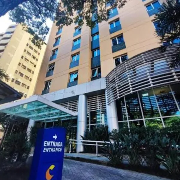 Flat Fantástico em Moema frente ao Metrô, hotel en São Paulo