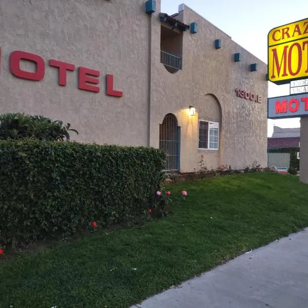 Crzy 8 Motel, hotel v destinaci Orange