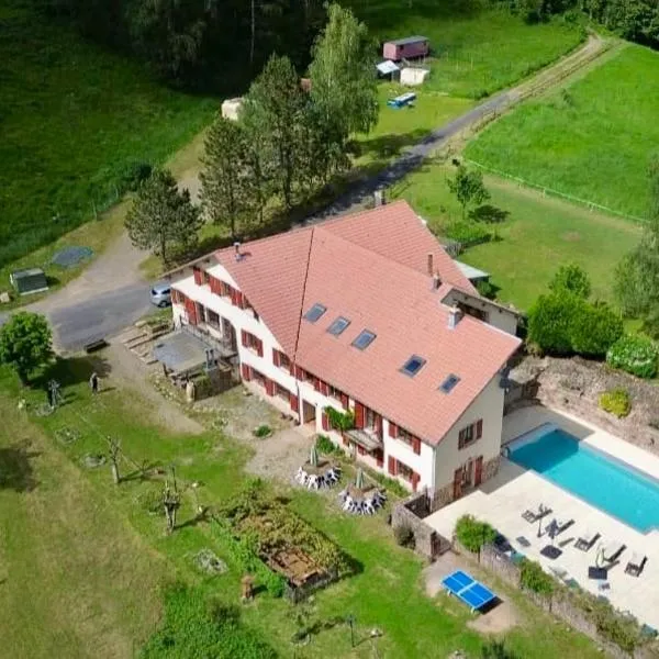 La Belle Charbonnière, hotel v destinácii La Grande Fosse