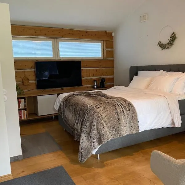 Sauna cottage in Nuuksio, hotell Espoos