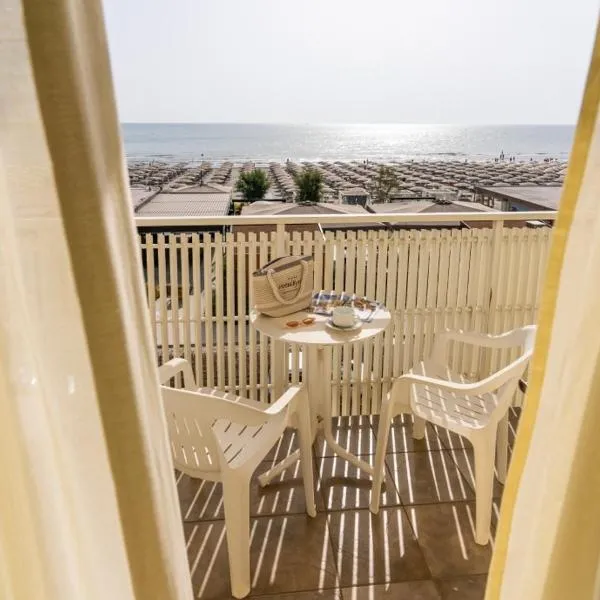 Hotel Byron, viešbutis mieste Milano Marittima