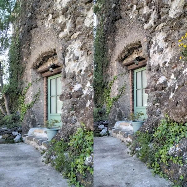 Les Remparts, hotel v destinácii Caudiès-de-Fenouillèdes