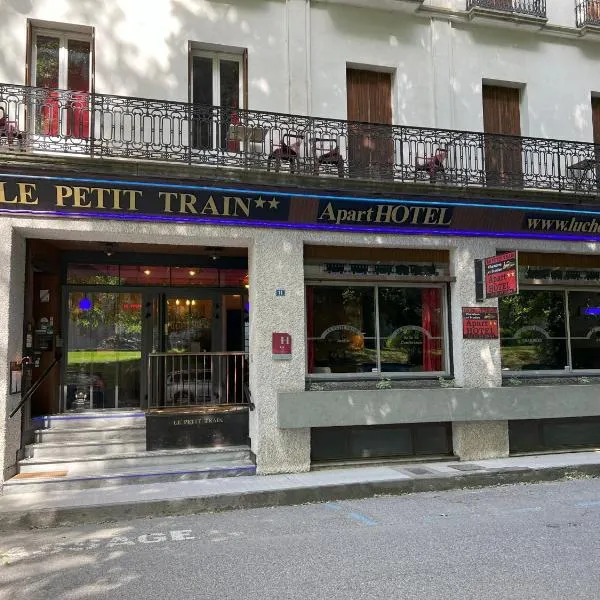 Aparthotel Le Petit Train, hotel v destinácii Bagnères-de-Luchon