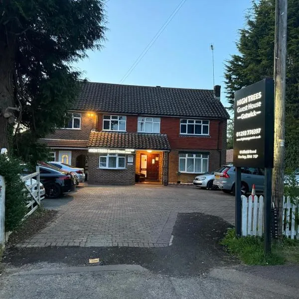 High Trees Guest House Gatwick, hotel in Horley