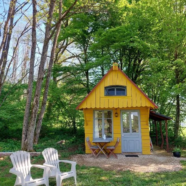Tinyhouse La Jonquille, hotel in Hurecourt