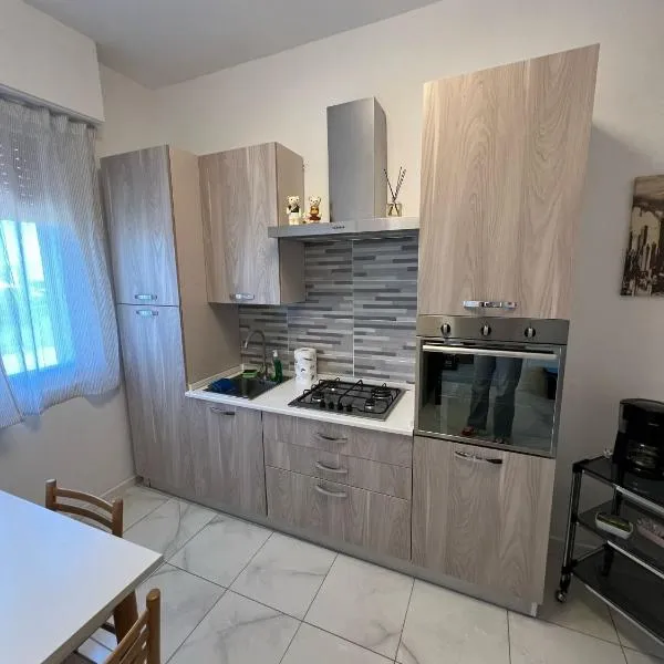 Little House, hotel in Pavia