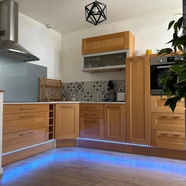 Duplex T4 centre historique, hotel v destinaci Aurillac