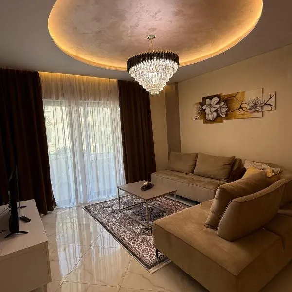 Nova Apartaments Qerret ZL, hotel em Golem