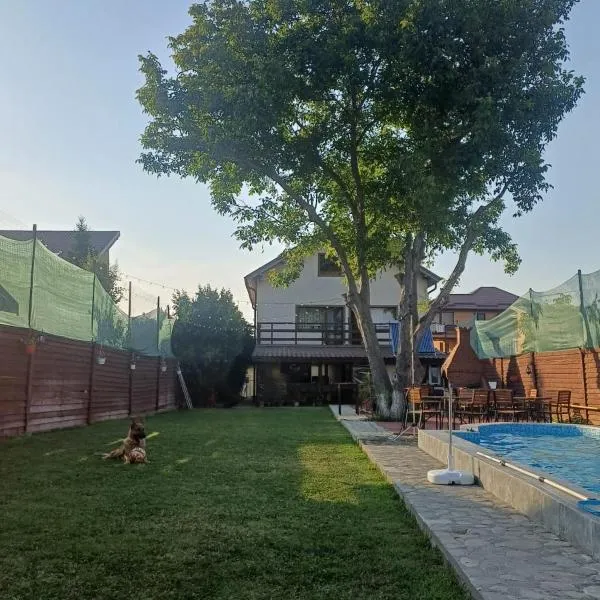 La Plantă-Therme Airport Bucharest, hotel in Baloteşti