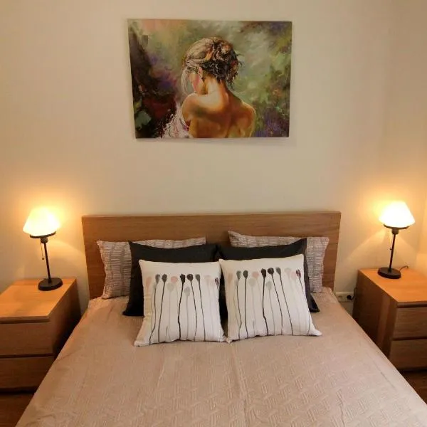 Warmzy Home near Park with Free Parking, hotel en Vilna