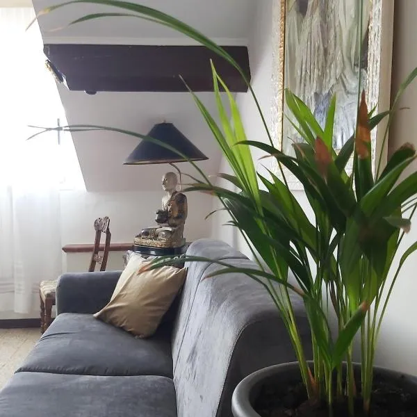Classic Home Porto Maurizio, hotel in Imperia