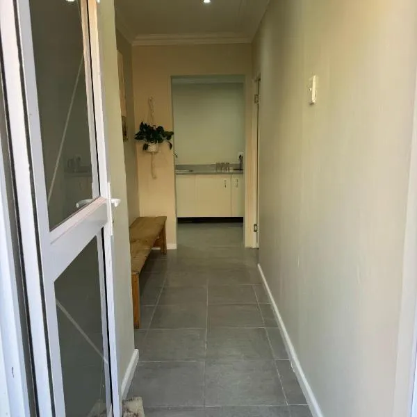 Gladys Suites 2, hotel en Gqeberha