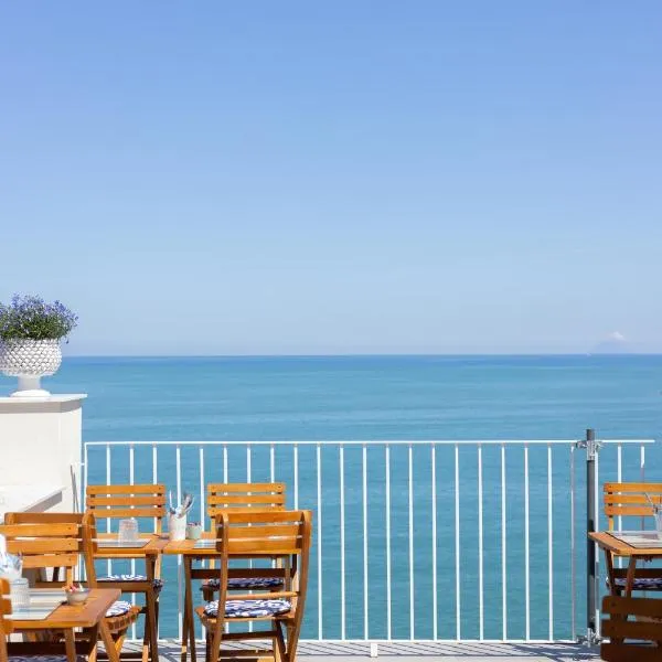 Casanova Rooms and Apartment to Rent, hotell sihtkohas Cefalù