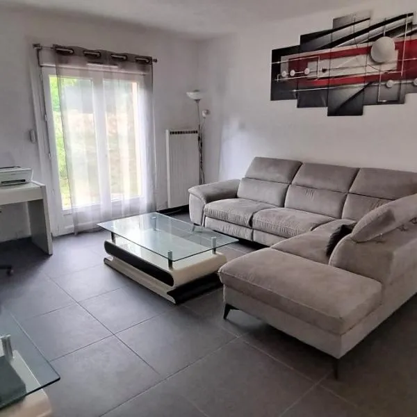 Villa 100m2, hotel a Hyères