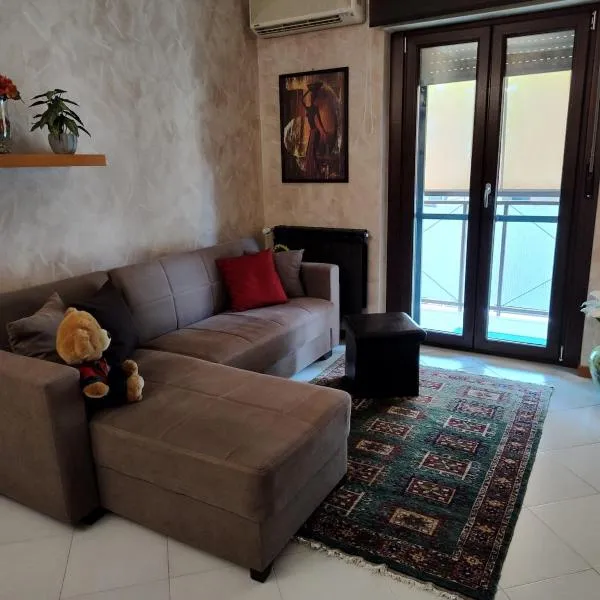 CasaF - Appartamento con parcheggio privato, hotel v destinácii Velletri