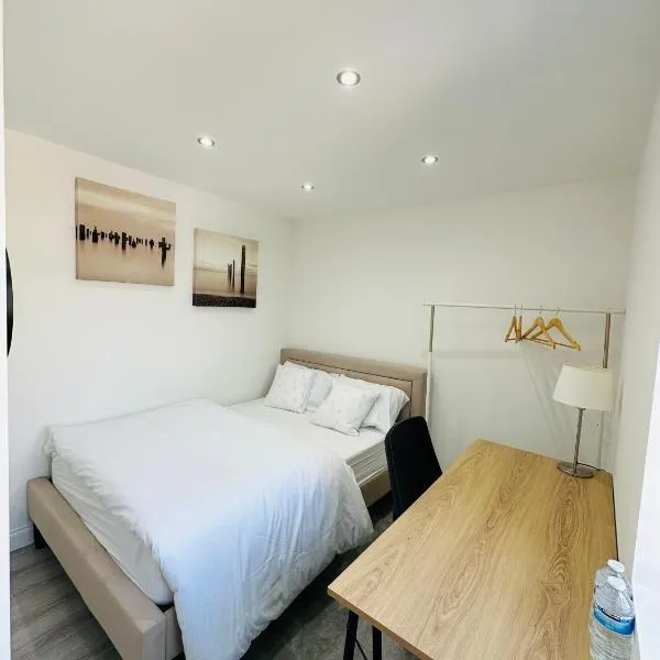 London Twickenham stadium double Bedroom B, hotel in Hounslow