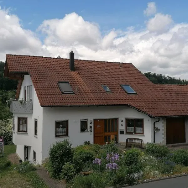 Haus Waldblick, hotel v destinaci Weikersheim