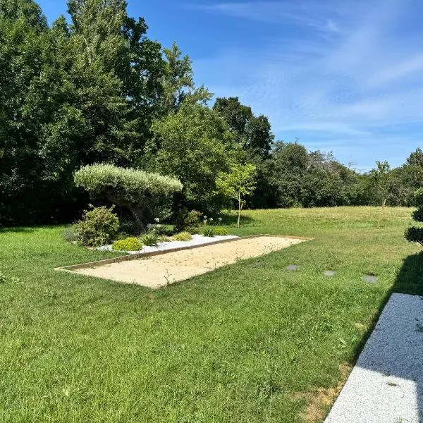 Le Nid au Jardin, hotel a Auterive