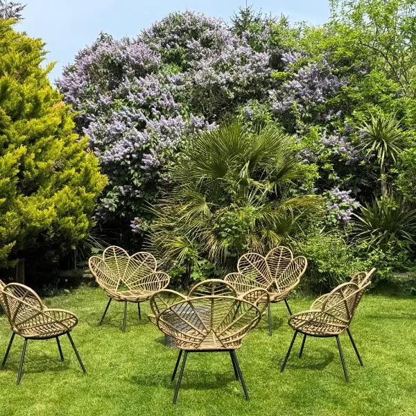 Highfield Home with free parkings, Surbiton, Kingston upon Thames, Surrey, Greater London , UK, hotel v destinaci Surbiton