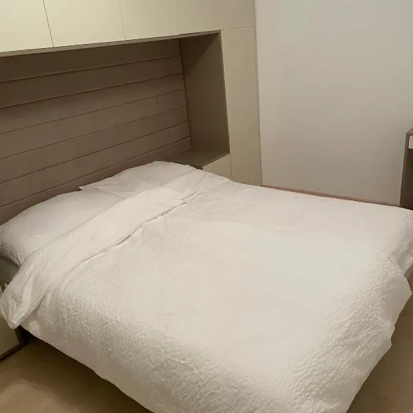 Moderne Wohnung mit Garten, hotel in Traiskirchen