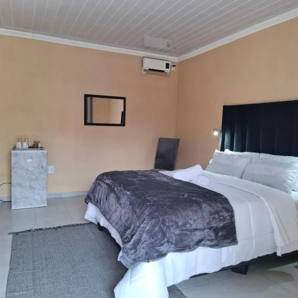 166 Klipspringer Guest house, hotel in Germiston