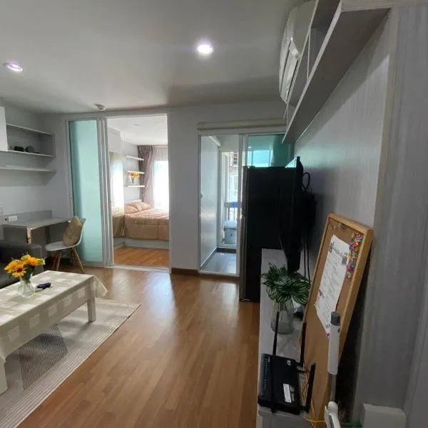 Stunning Condo - BTS On Nut - Pool, Gym, Wi-Fi, hotel a Bangkok