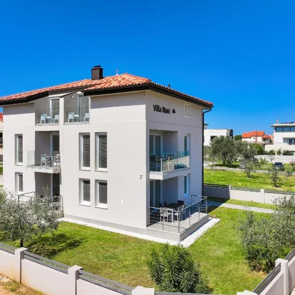Apartments Villa Navi, hotel v Bibinje