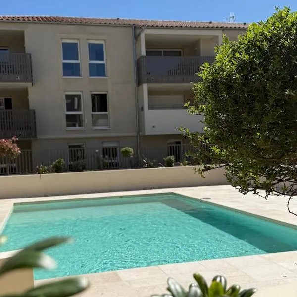 Appartement neuf piscine de standing Uzes à pied, ξενοδοχείο σε Uzes