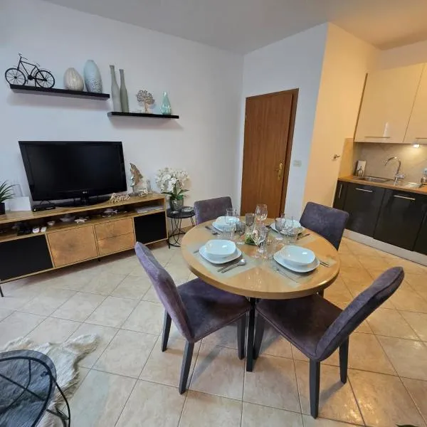 Apartment Lilli Fazana 2 Erwachsene 2 Kinder, hotel i Valbandon