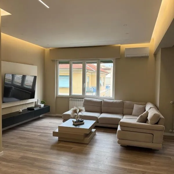 Arena appartments, hotel v destinaci Savona