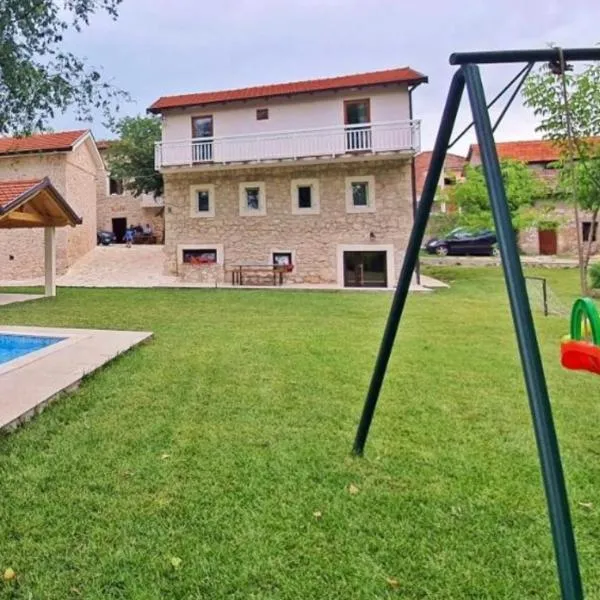 Villa Katarina, hotel in Ljubuški
