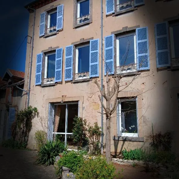 Villa Toscane, hotel v destinaci Saint-Germain-Lembron