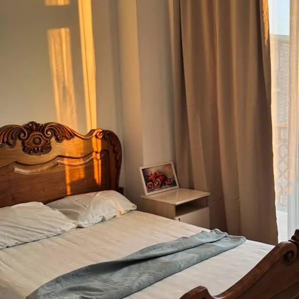 Квартира в Кобулети, hotel in Kobuleti