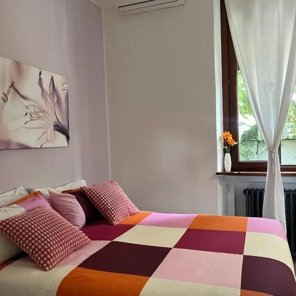 Casa Giulietta, hotel v destinaci Desenzano del Garda