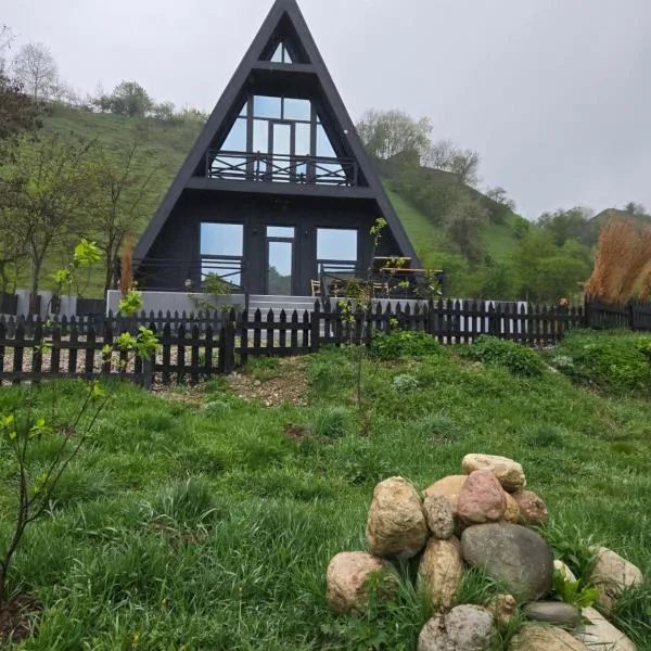 Black ice A-FRAME, hotel in Qusar