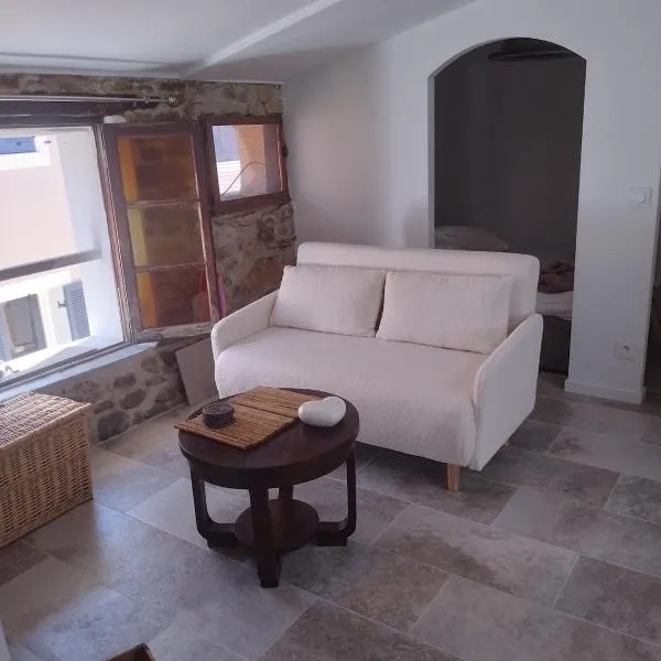 appartement lumineux, hotel v destinácii Le Beausset