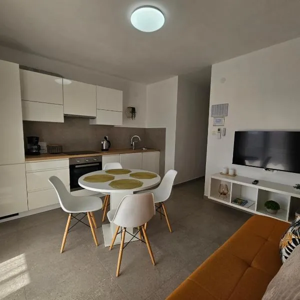 Apartmani Pavlović, hotel din Veglia