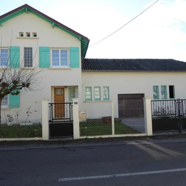 Maison Paloumères, hotel in Ledeuix