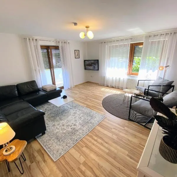 4 Zimmer Wohnung, 6 Bed, Küche, Waschmaschine, Wlan, Klima, Garden, free Parking, хотел в Tacherting