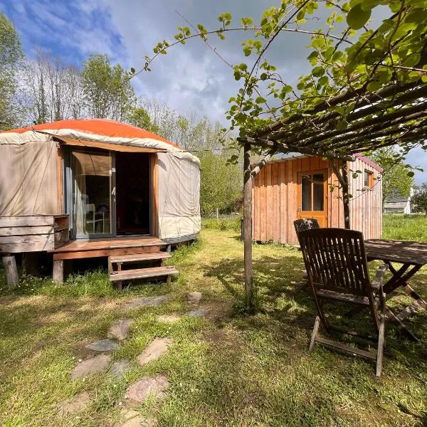 Ma Yourte au fond du jardin – hotel w mieście La Barthe-de-Neste