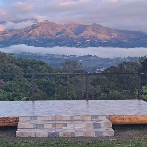 Coffee Garden Ranch Costa Rica、Concepciónのホテル