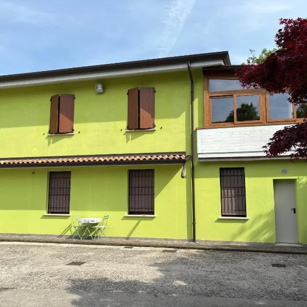 Casa Salera, hotel in Lonato del Garda