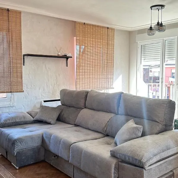El piso del pueblo, hotel v destinaci Mansilla de las Mulas